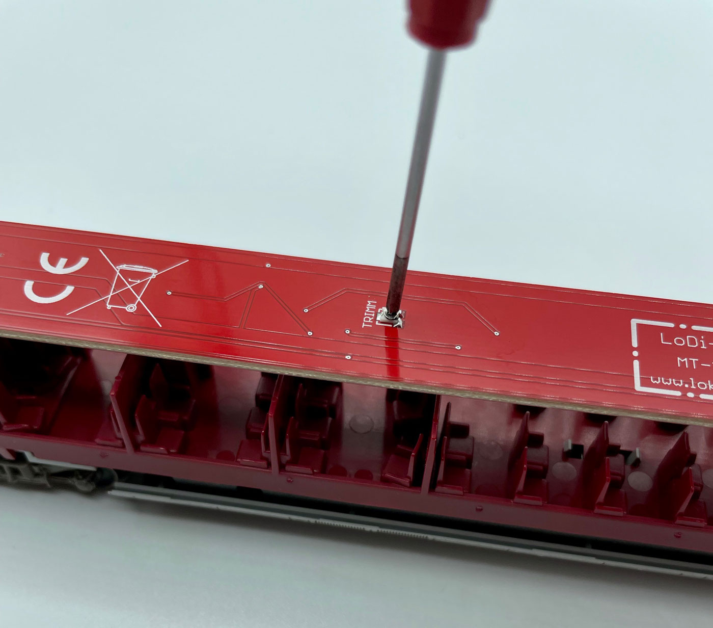 LoDi-WiB ICE-M — Installing the LoDi-WiB ICE-M(-R)