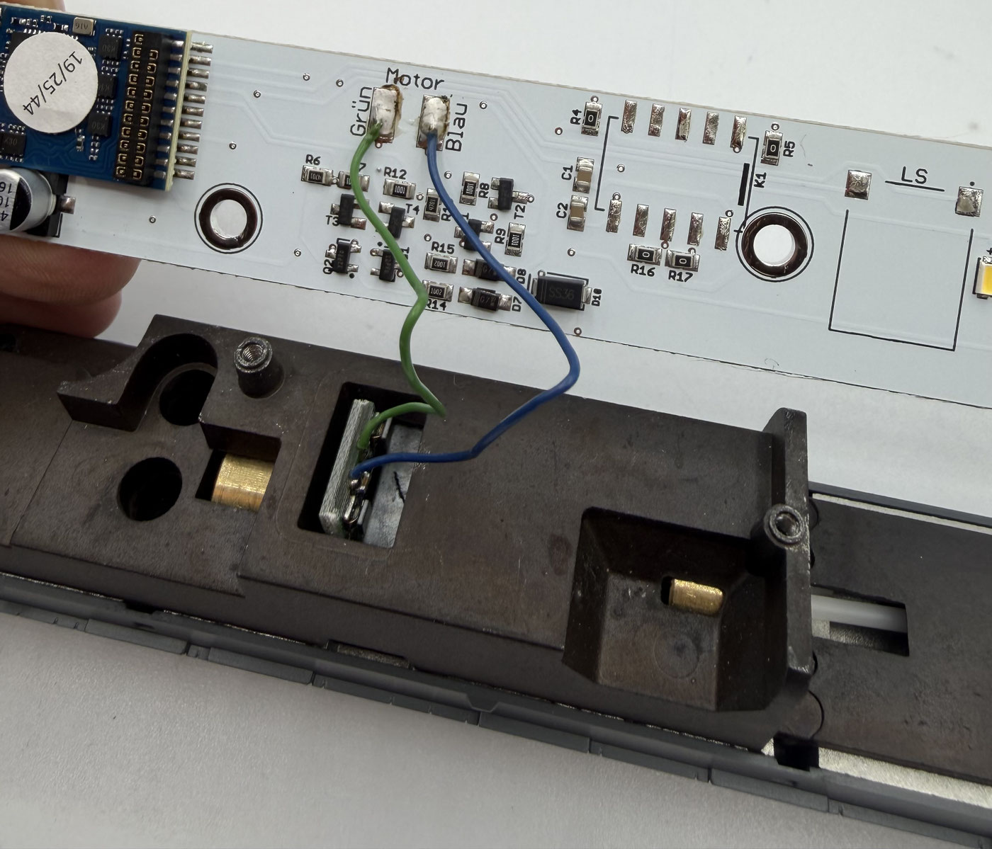 LoDi-WiB ICE3-M(-St) — Installing the LoDi-Motor WiB ICE3-M(-S)