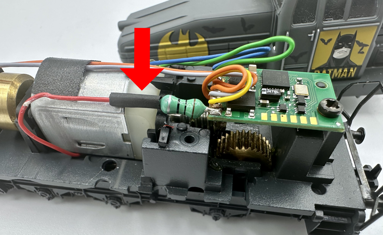 LoDi-RCS-Fun — Fitting a LoDi-RCS-Fun into a locomotive