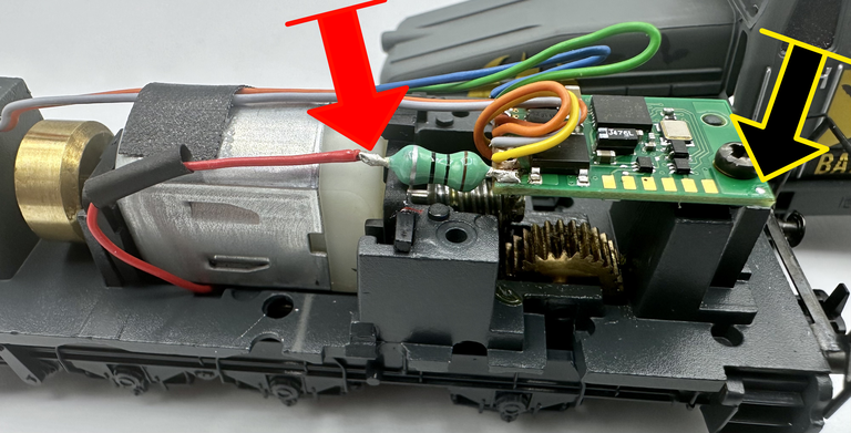 LoDi-RCS-Fun — Fitting a LoDi-RCS-Fun into a locomotive